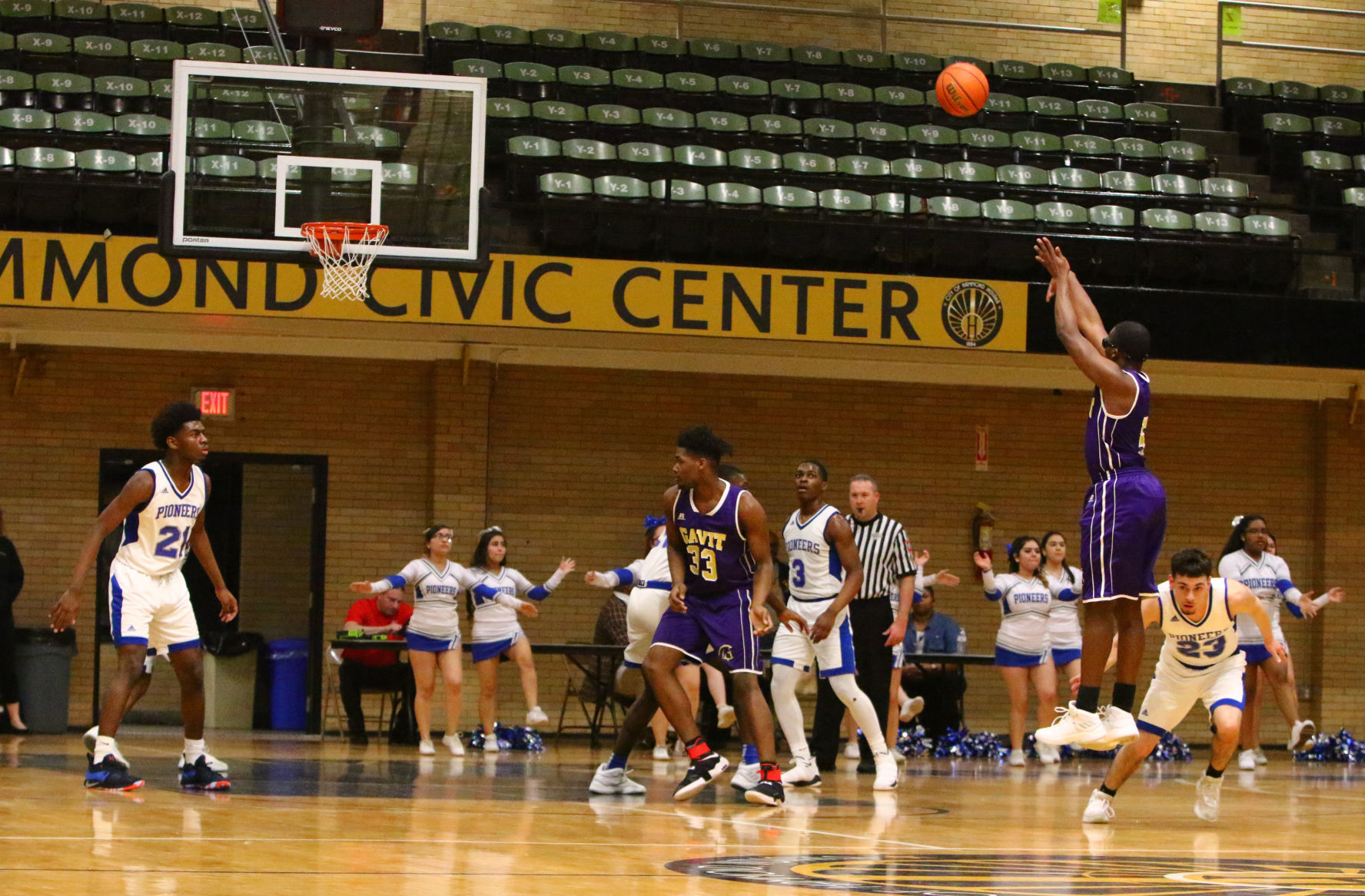 Hammond Basketball Sectional - Clark vs. Gavit